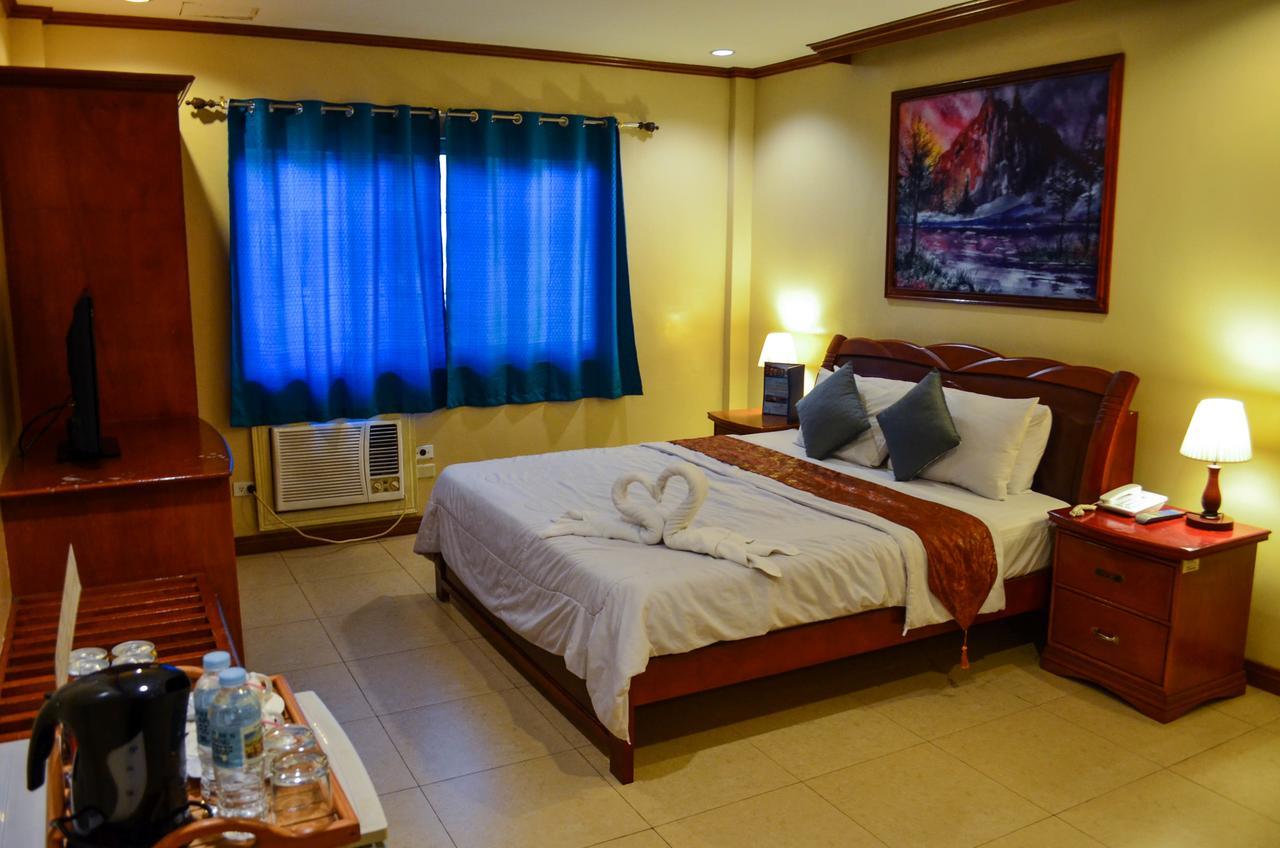 Subic Waterfront Resort And Hotel Екстериор снимка